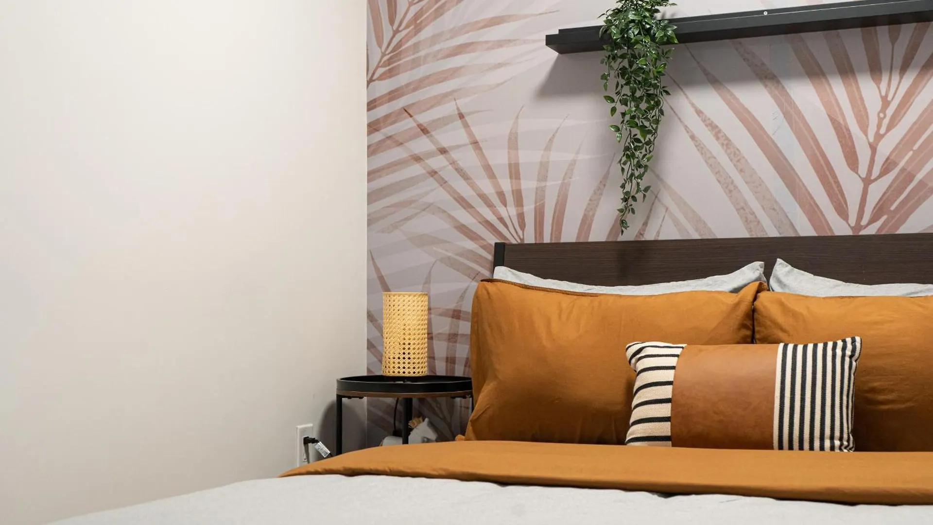 Apartment Stylish Downtown Toronto Suite With Free Parking